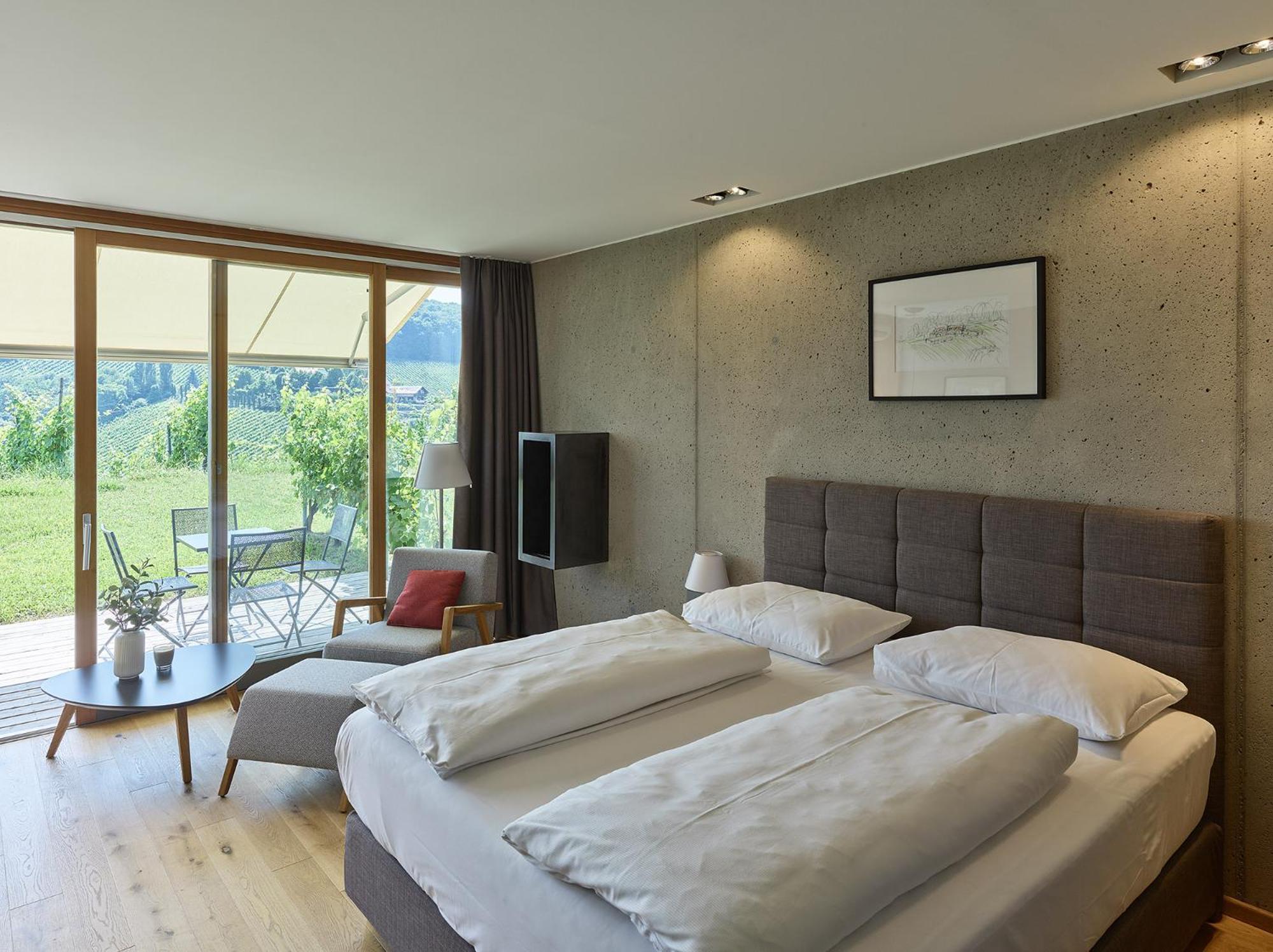 Hideaway An Der Weinstrasse - Pool & Sauna - Apartments Anderlage Spielfeld Exterior photo