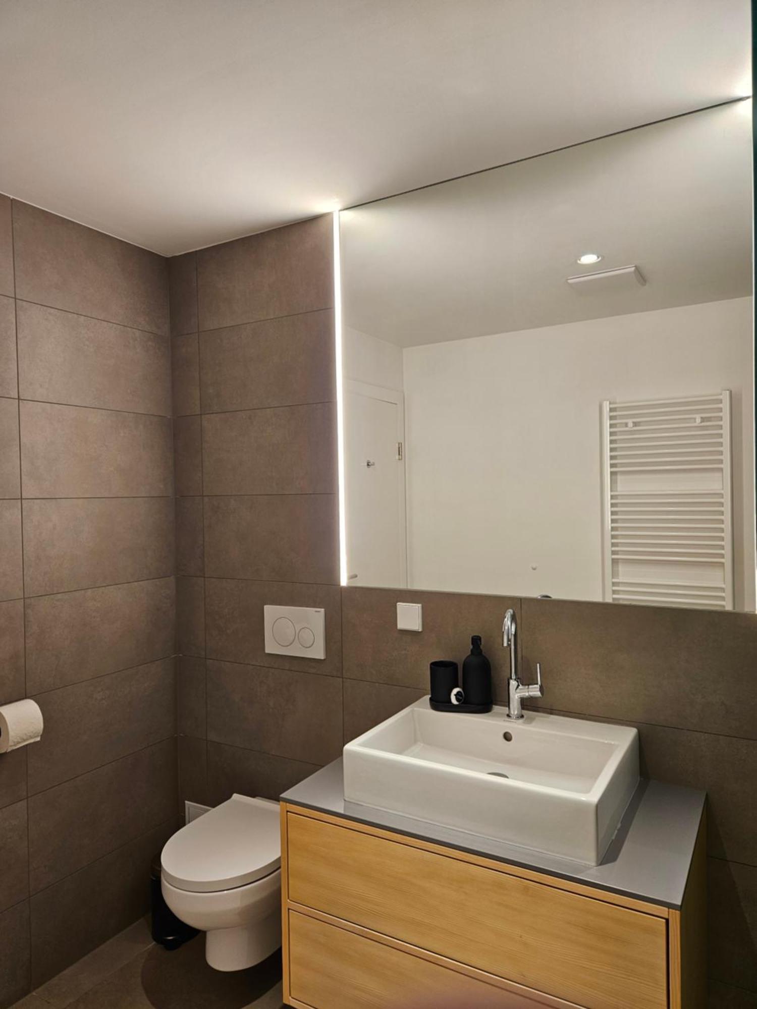 Hideaway An Der Weinstrasse - Pool & Sauna - Apartments Anderlage Spielfeld Room photo